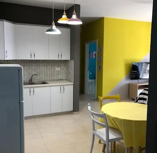 Lovely Seaview Appartamento *